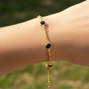 "Trendy Handmade Bracelet – A Stylish Gift for Women & Girls, MAR091506
